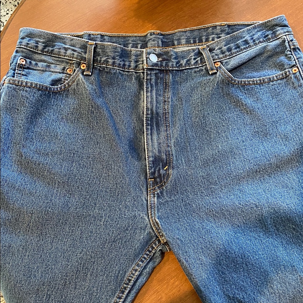 Levi’s 505 Jeans Dark Wash 43x29 EUC (414)